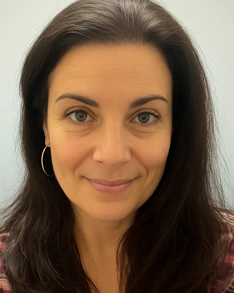 Portrait of Kelly Alexander