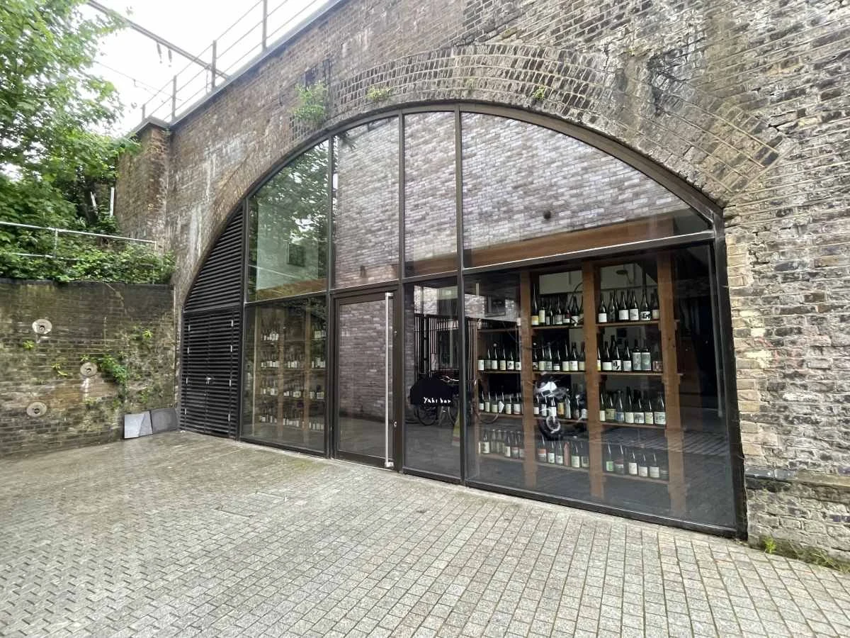 Yuki bar