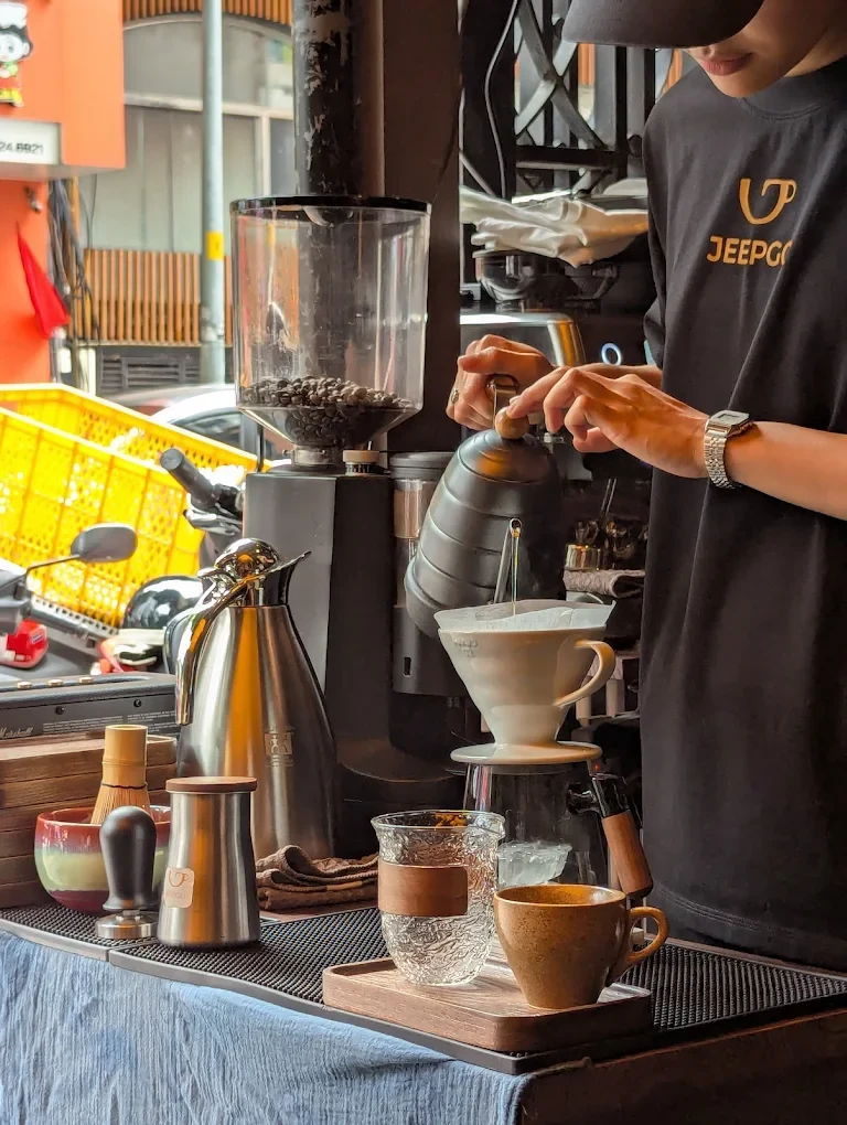 JEEPGO Tropical Specialty Coffee Roasters (Sai Gon)