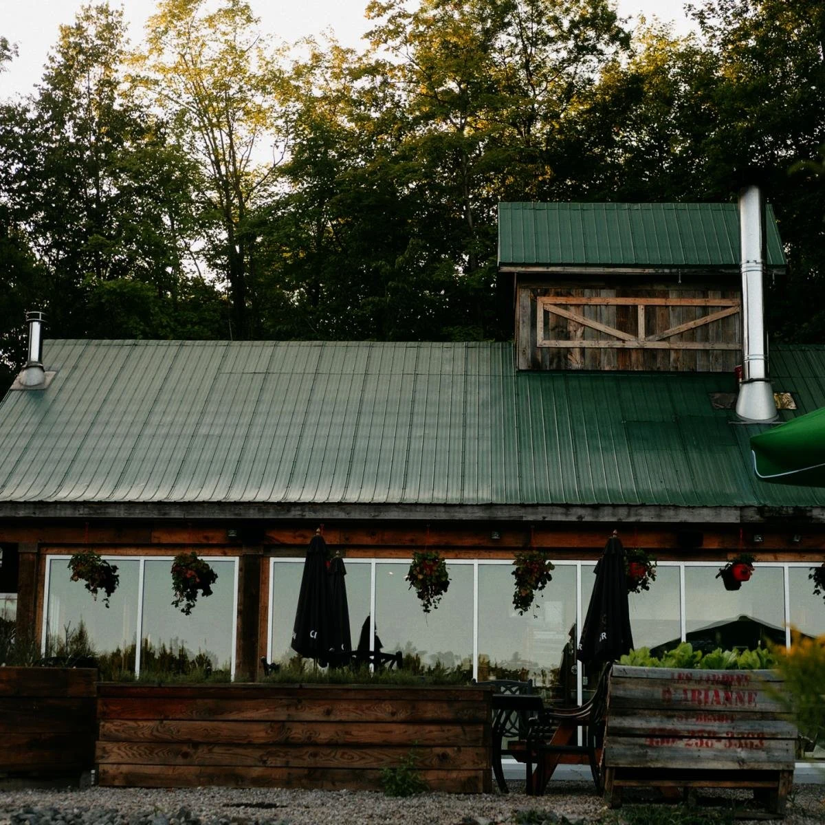LA CABANE D’À CÔTÉ