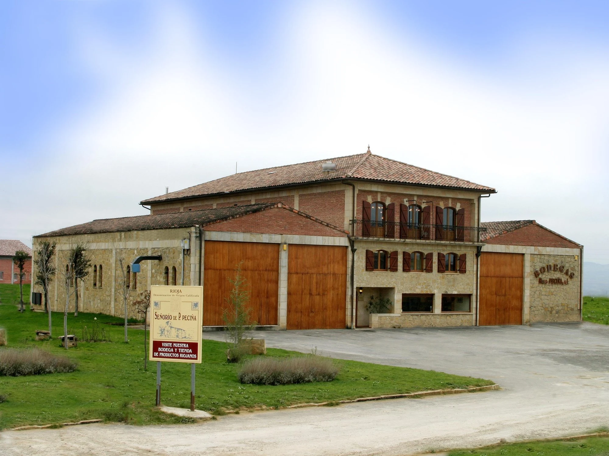 Bodegas Hermanos Peciña