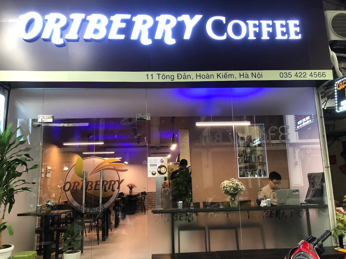 Oriberry Coffee (Tong Dan)