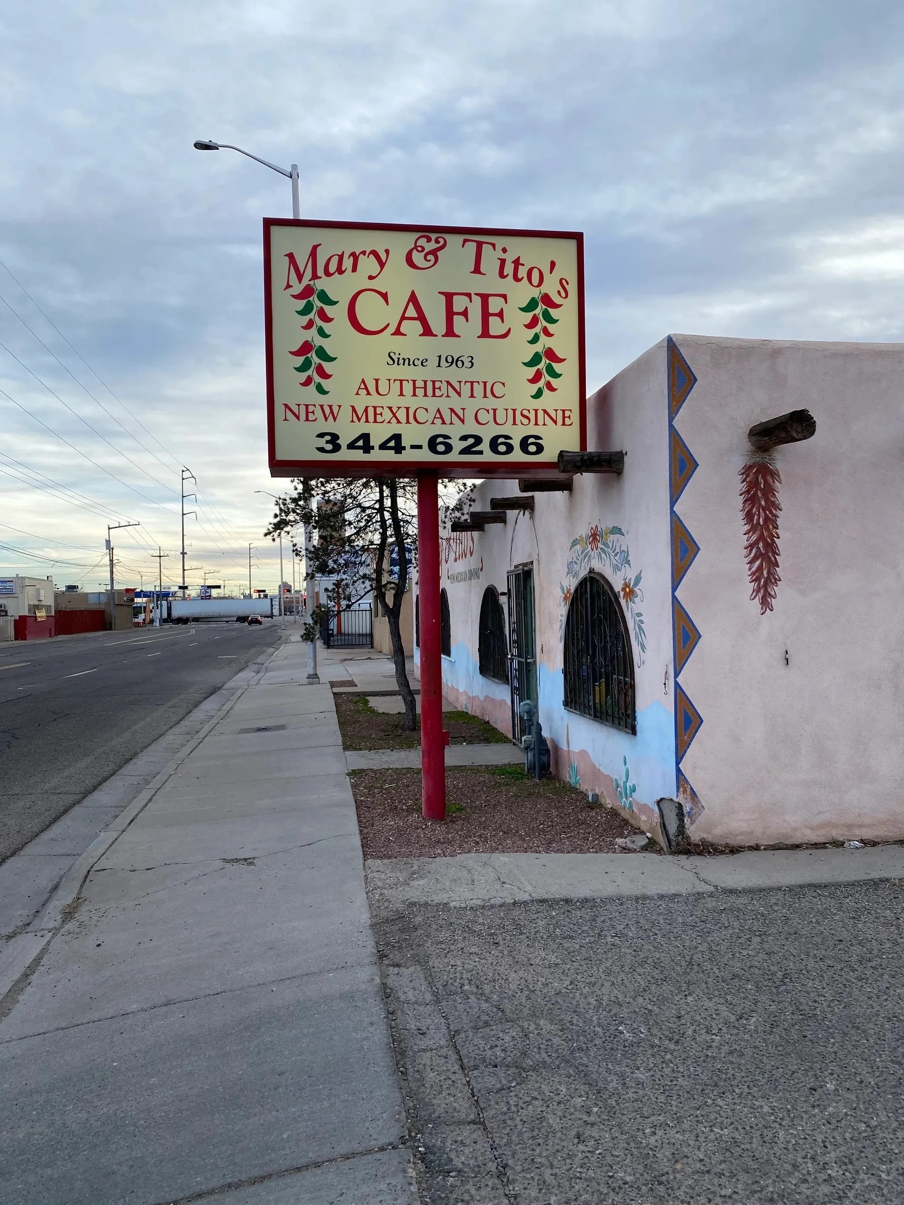 Mary & Tito's Cafe