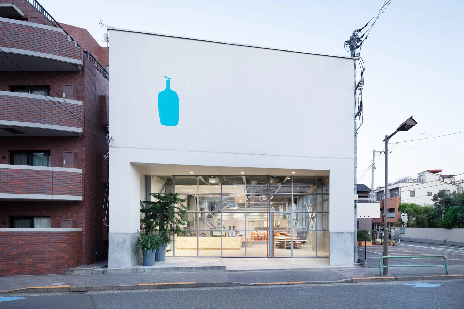 Blue Bottle Coffee Kiyosumi-Shirakawa Flagship Cafe