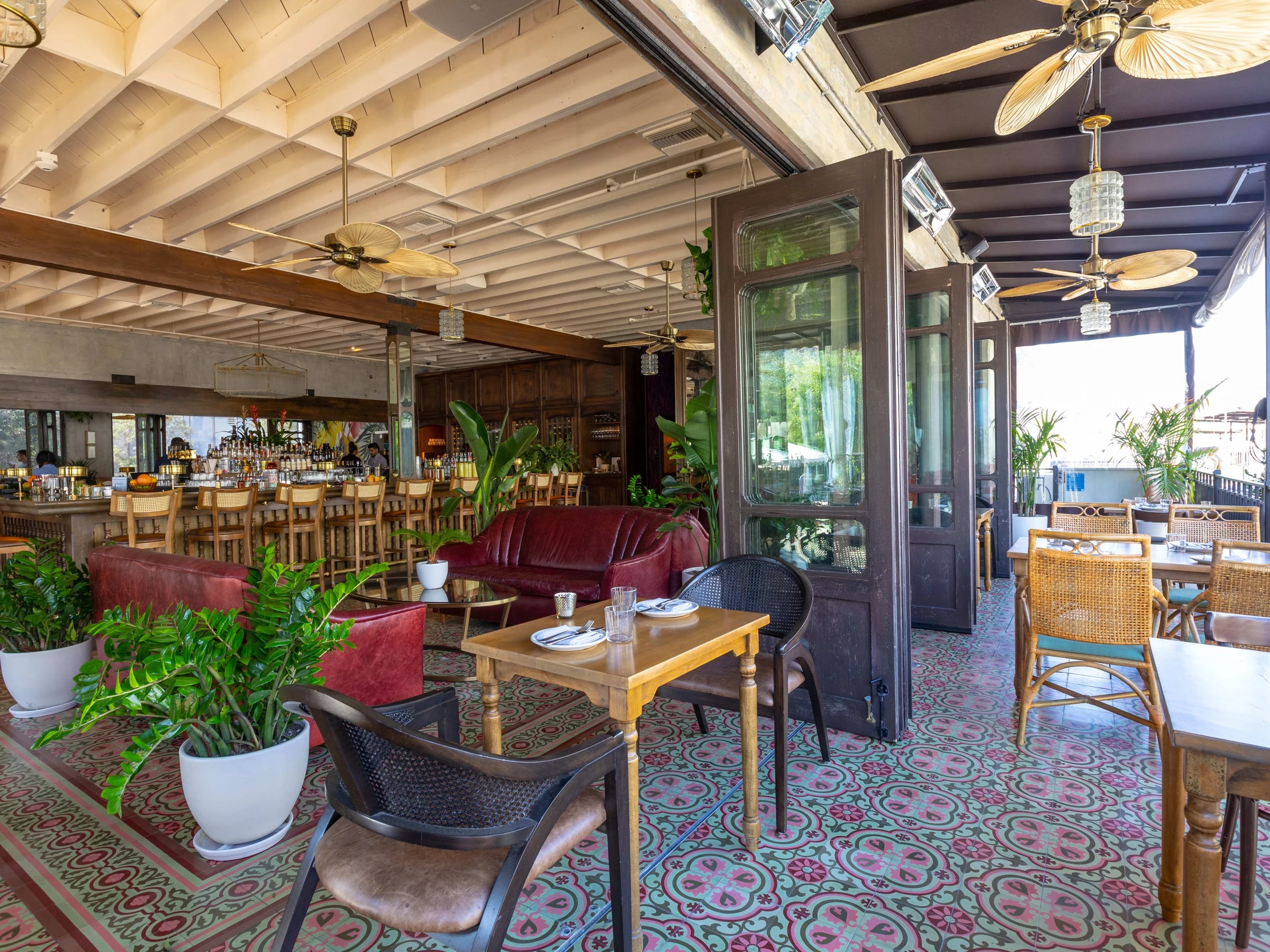 Dama Restaurant