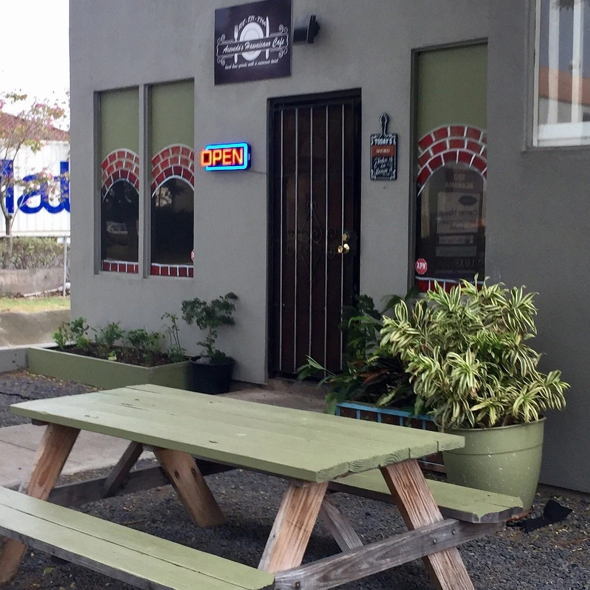Acevedo's Hawaicano Cafe