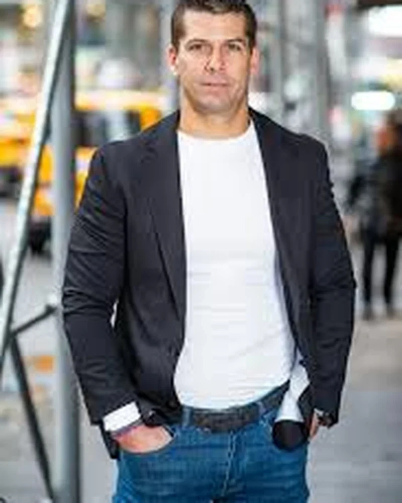 Adrien Falcon