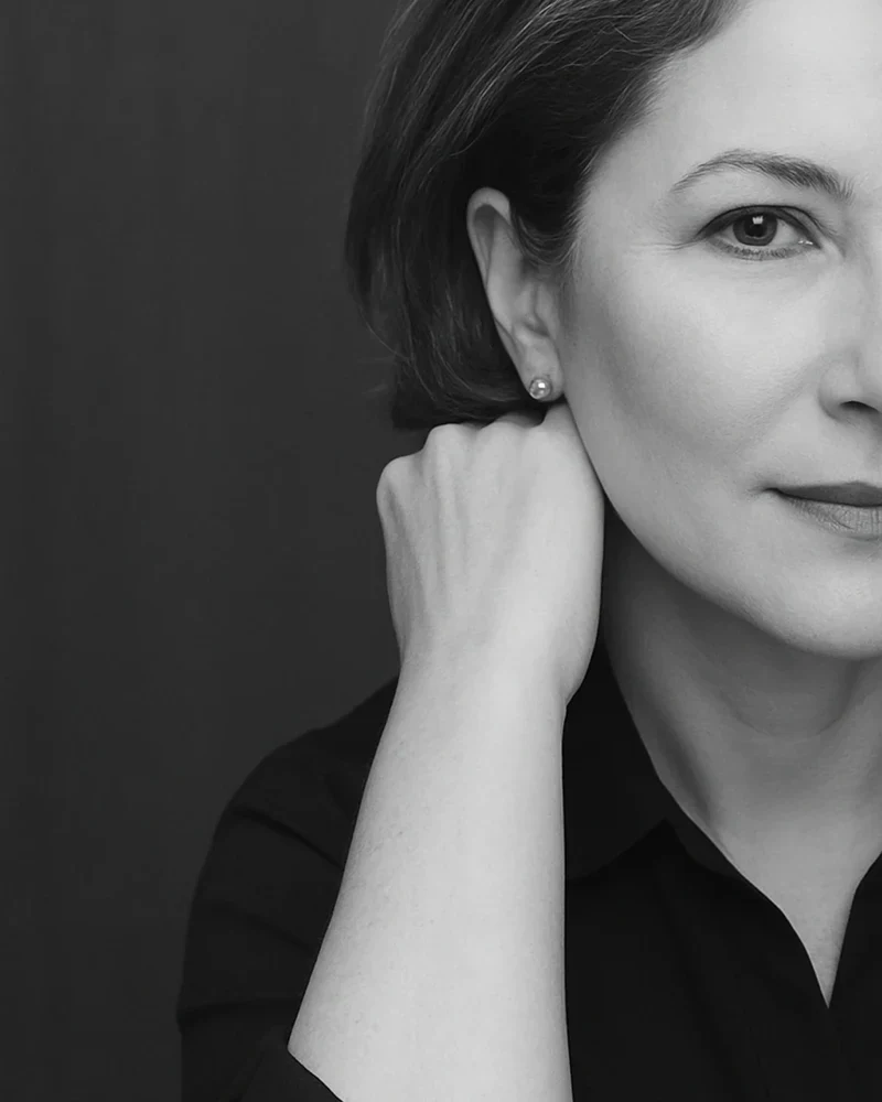 Portrait of Deborah Jones