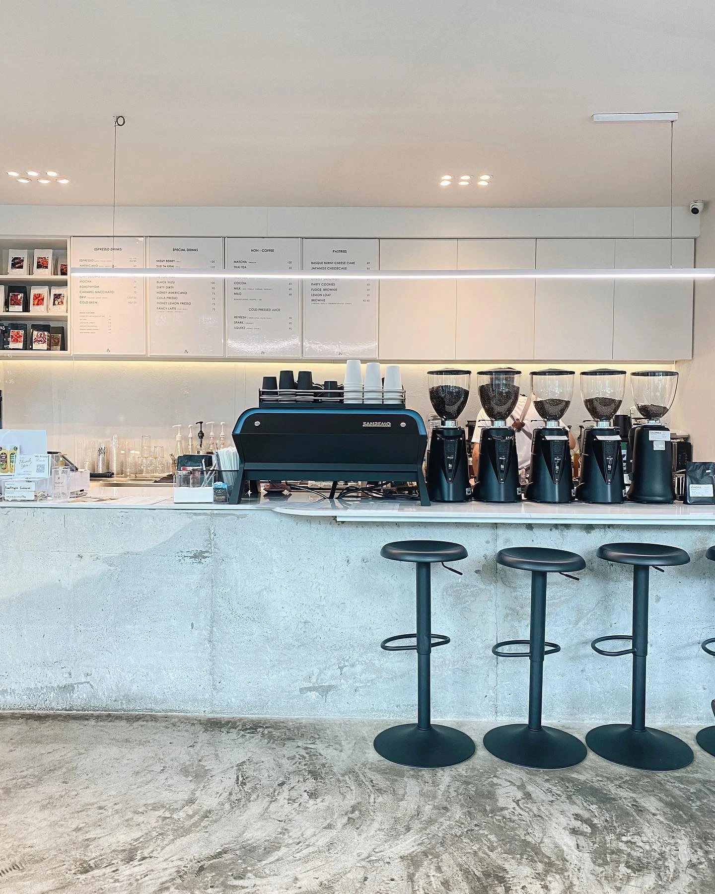 Roastniyom Coffee