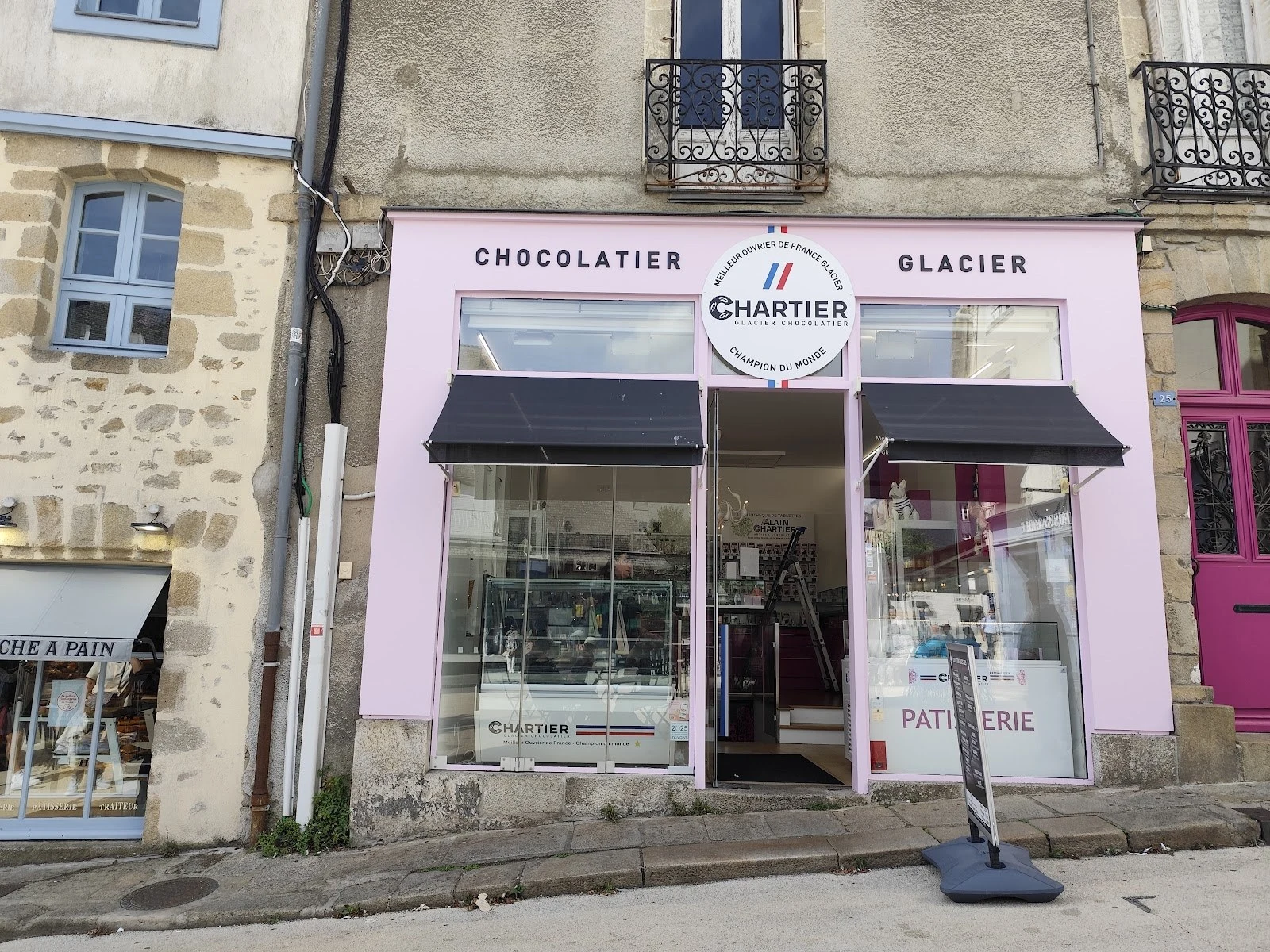 Alain Chartier, Glacier, Chocolatier, Pâtissier
