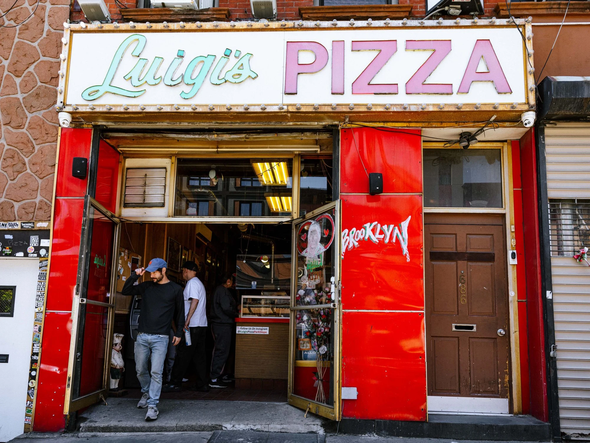 Luigi's Pizza