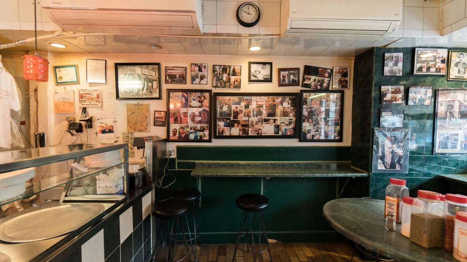 Joe’s Pizza