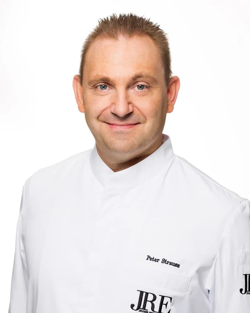 Peter Strauss