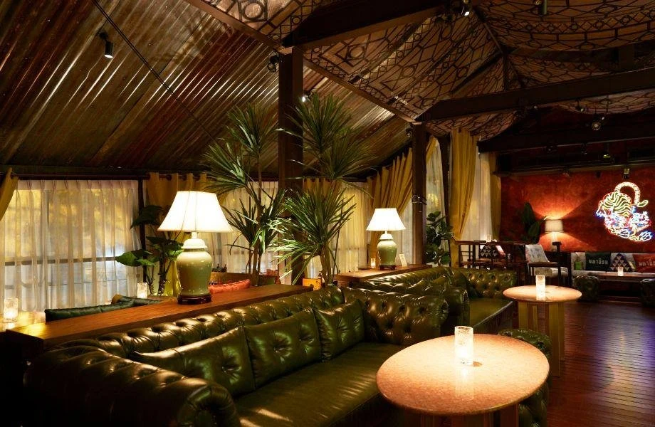 Mahaniyom Cocktail Bar