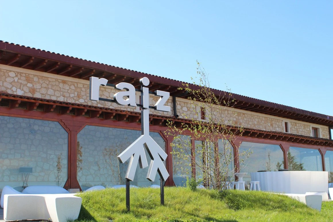 Bodegas Raíz y Quesos Páramo De Guzmán, S.L.