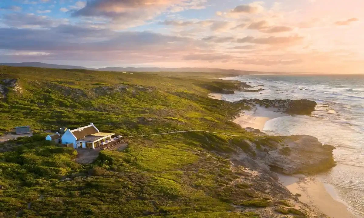 Morukuru Beach Lodge Restaurant