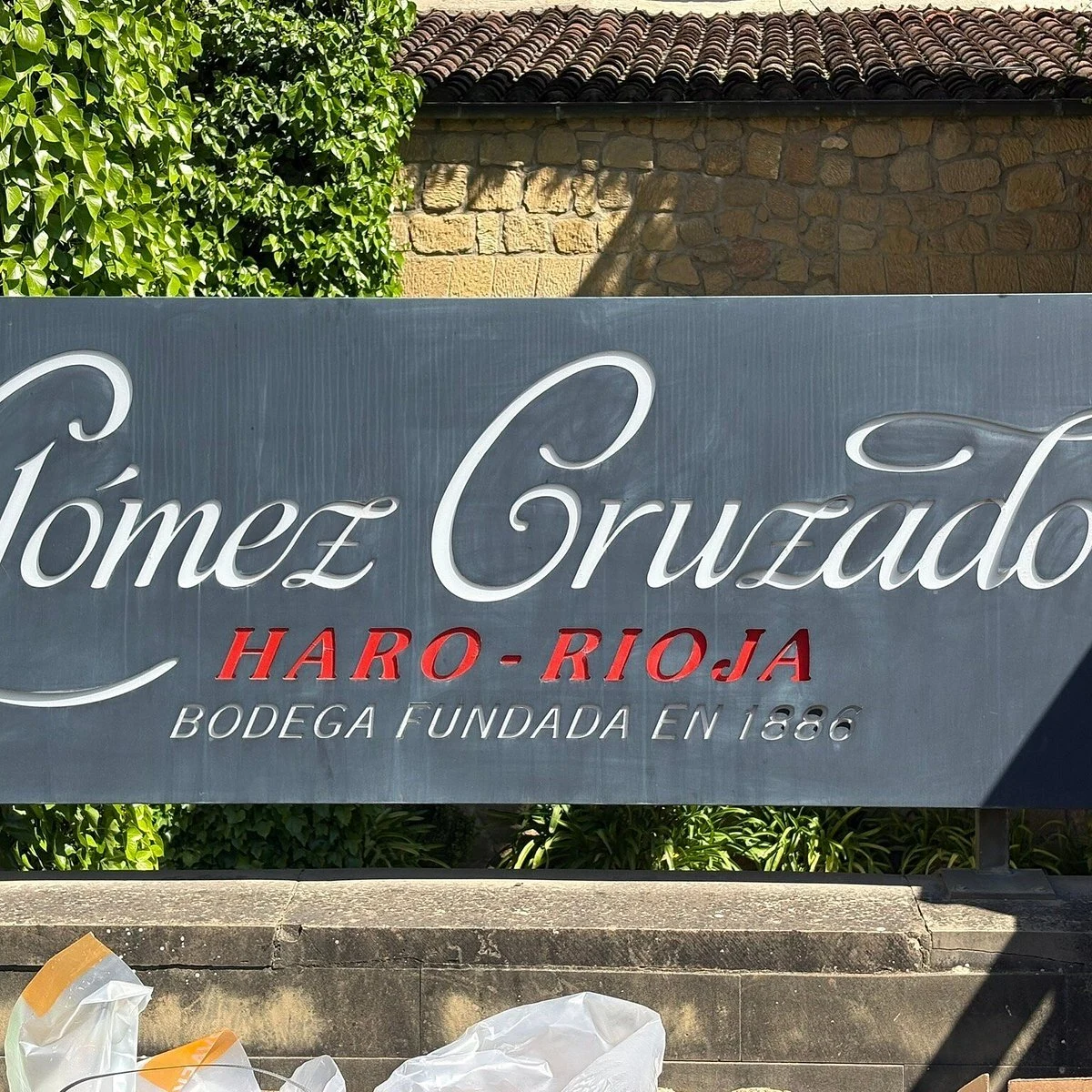 Bodegas y Vinedos Gómez Cruzado