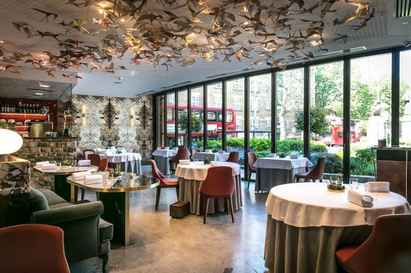 Aulis London
