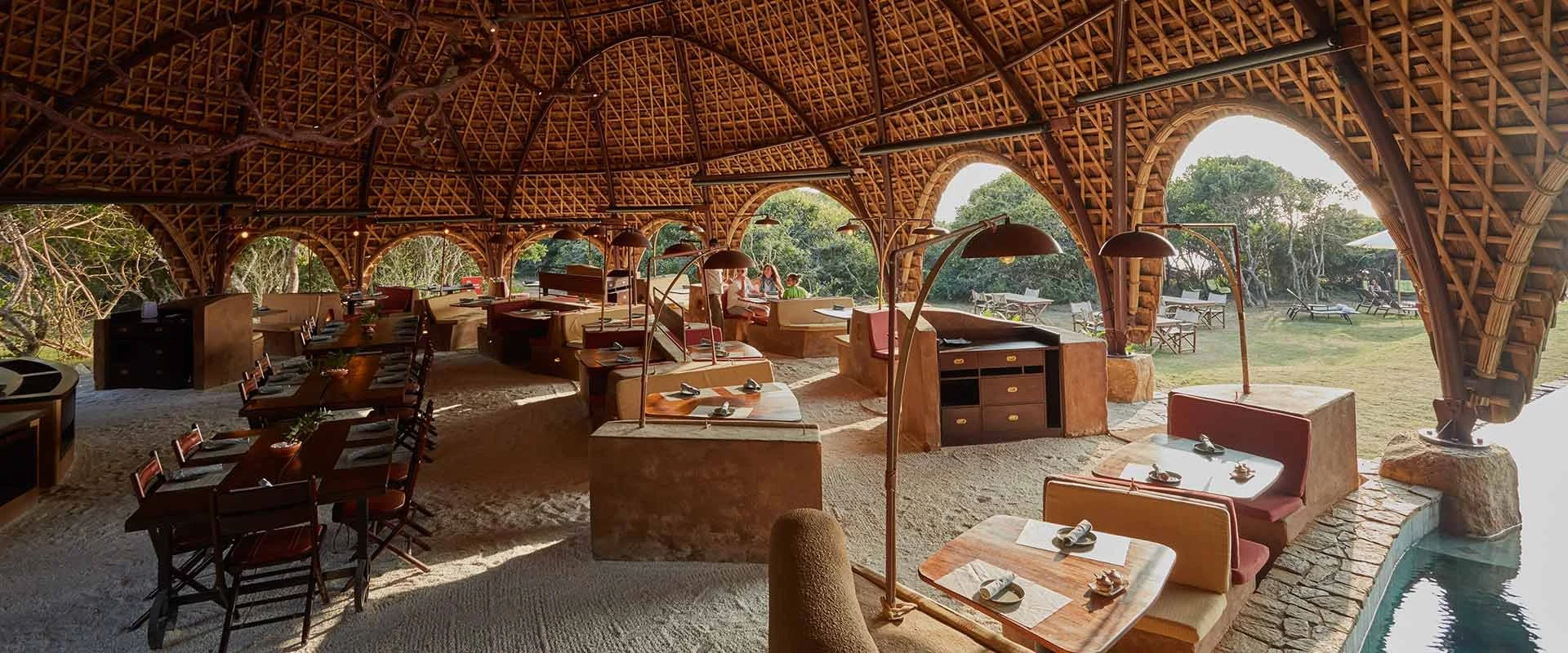 Thaulle Beach Restaurant