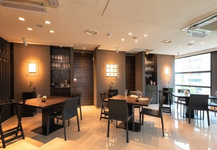 쵸이닷 - Choi Dot — Cheongdam-dong (restaurant)