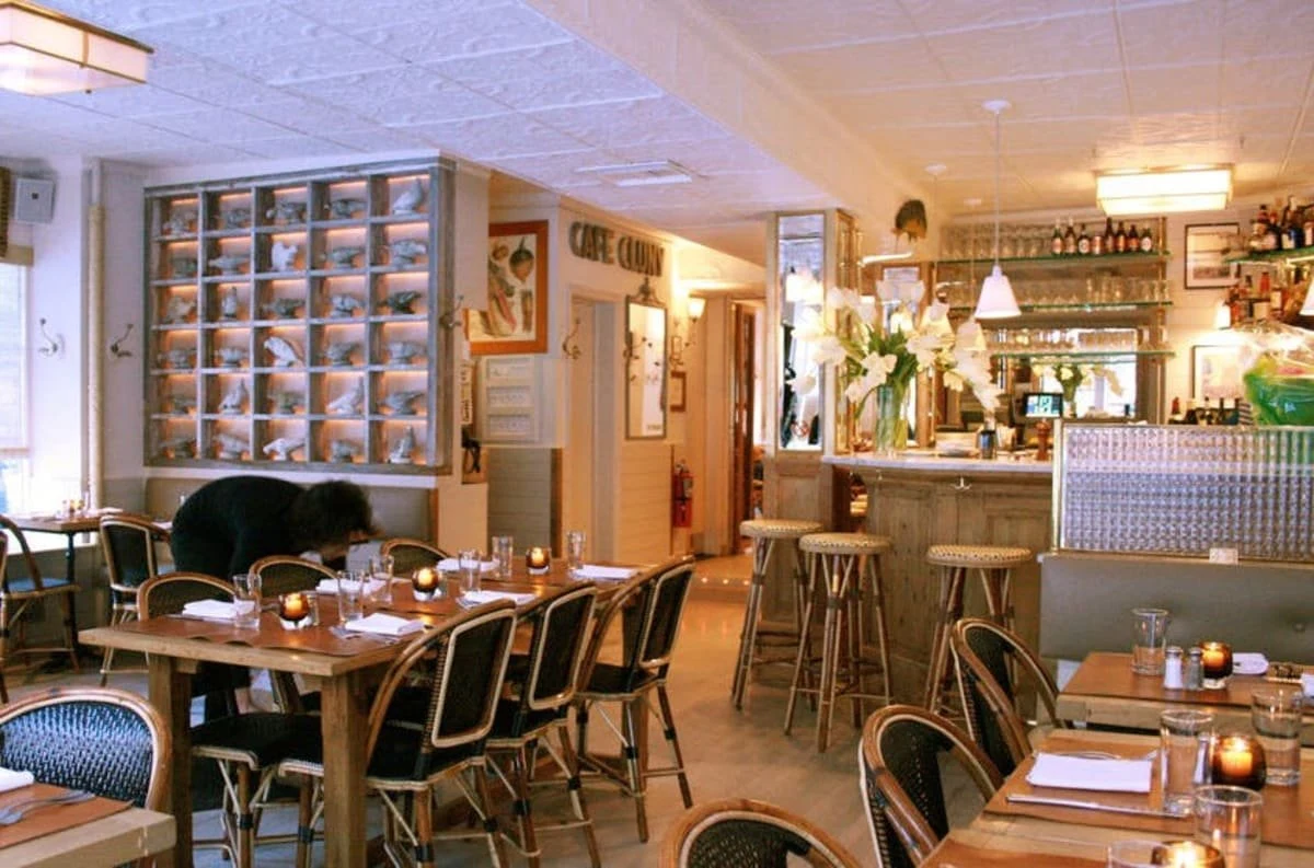 Cafe Cluny