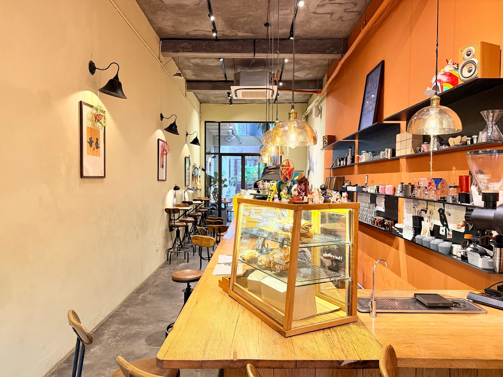 Blackbird Coffee