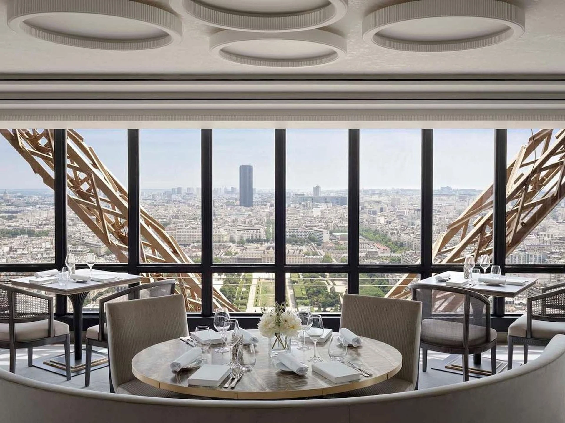 Le Jules Verne