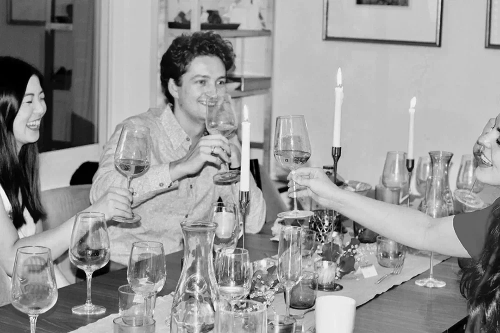 Glasvin is an ultra-light, ultra-thin, hand-blown glass designed to bring you closer to your wine and the people you share it with.