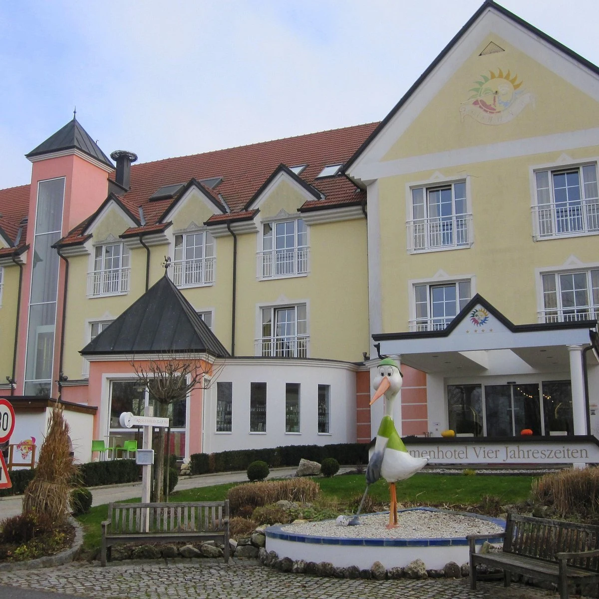 Arkadenweinhof Weber
