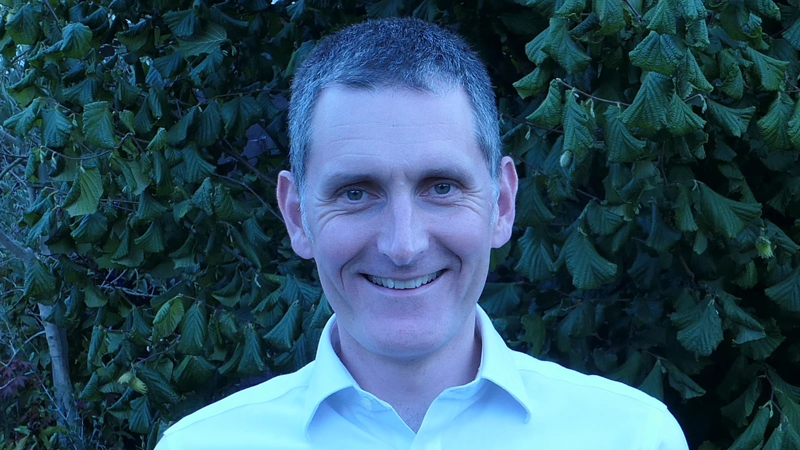 Giles Edwards Returns to Cape Town, With Less Noise