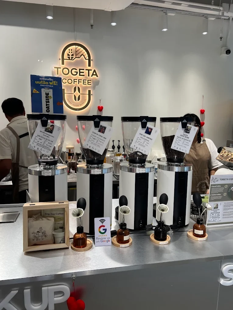 Togeta Coffee Flagship Store (Silom)