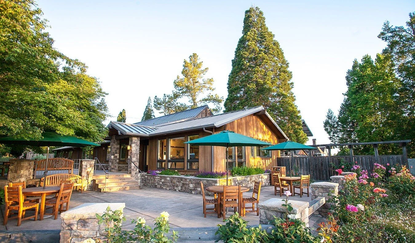 Rochioli Vineyards & Winery