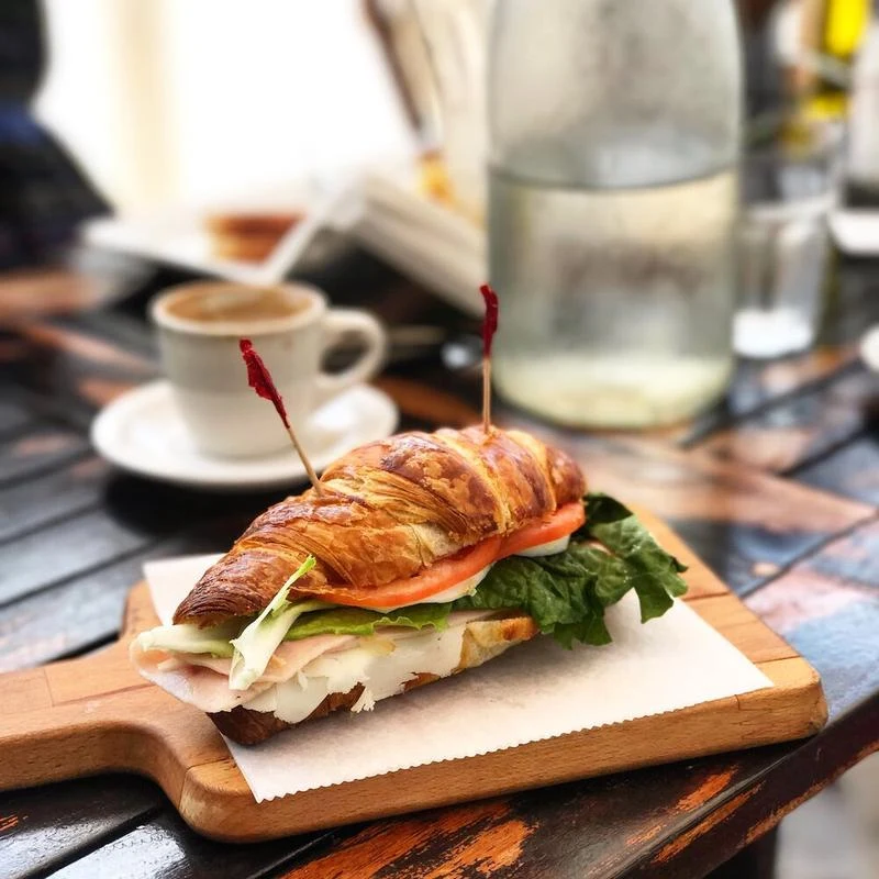 Panizza Bistro