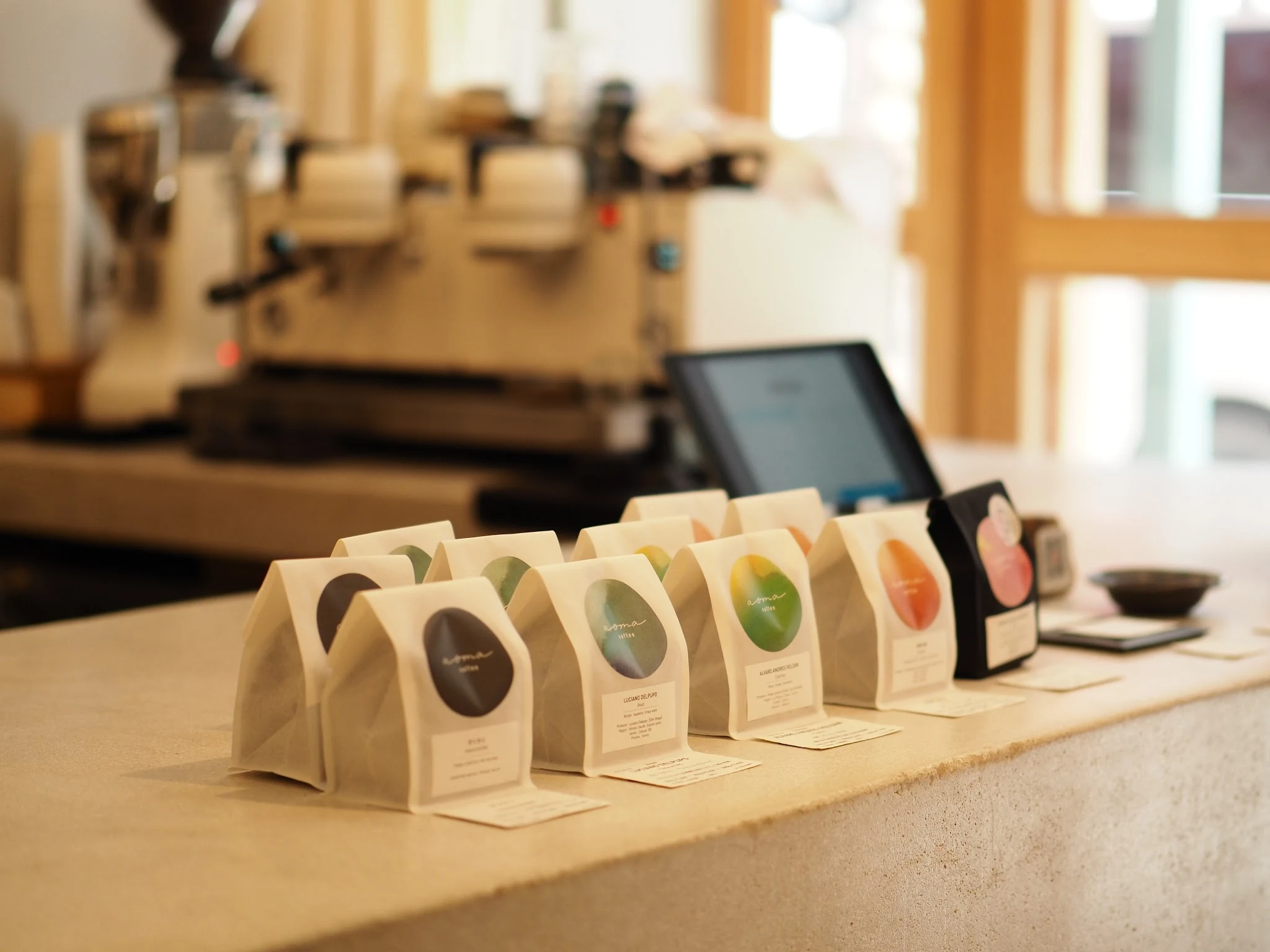 aoma coffee
