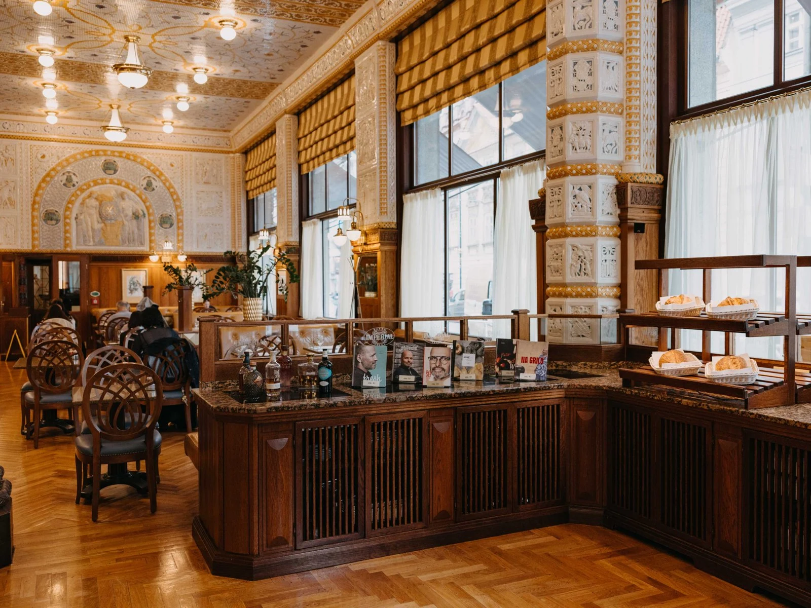 Café Imperial