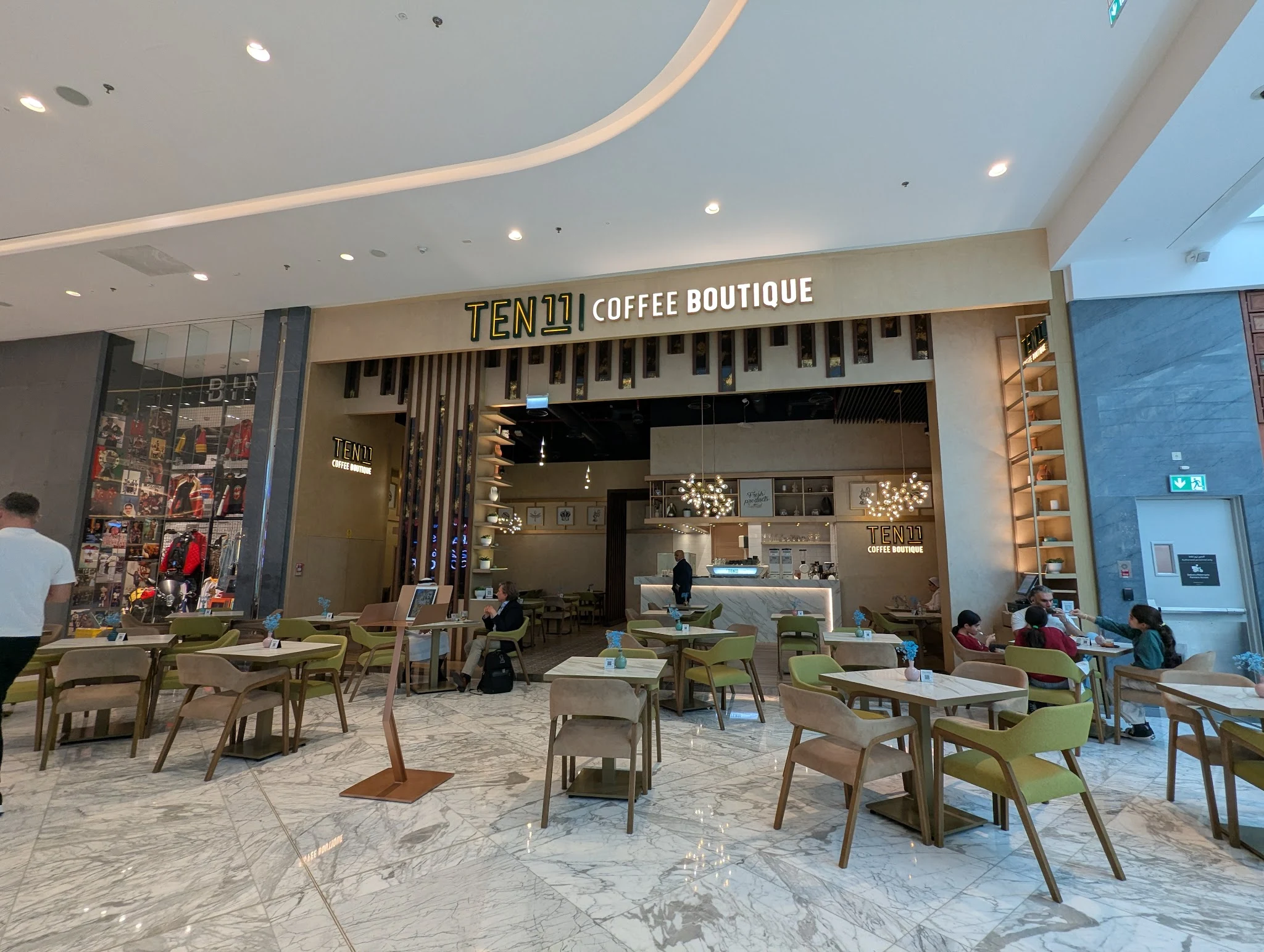TEN 11 - Best Cafe in Dubai Mall