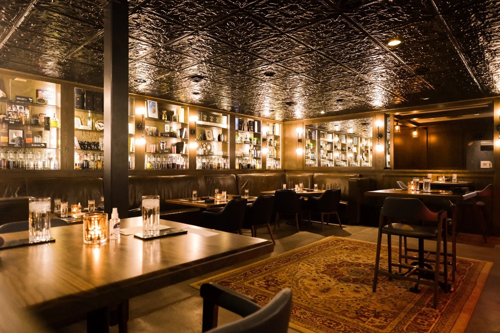 Travail Kitchen & Amusements