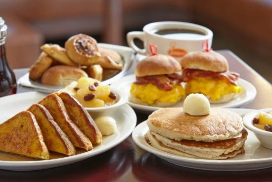 Juniors Restaurant and Bakery