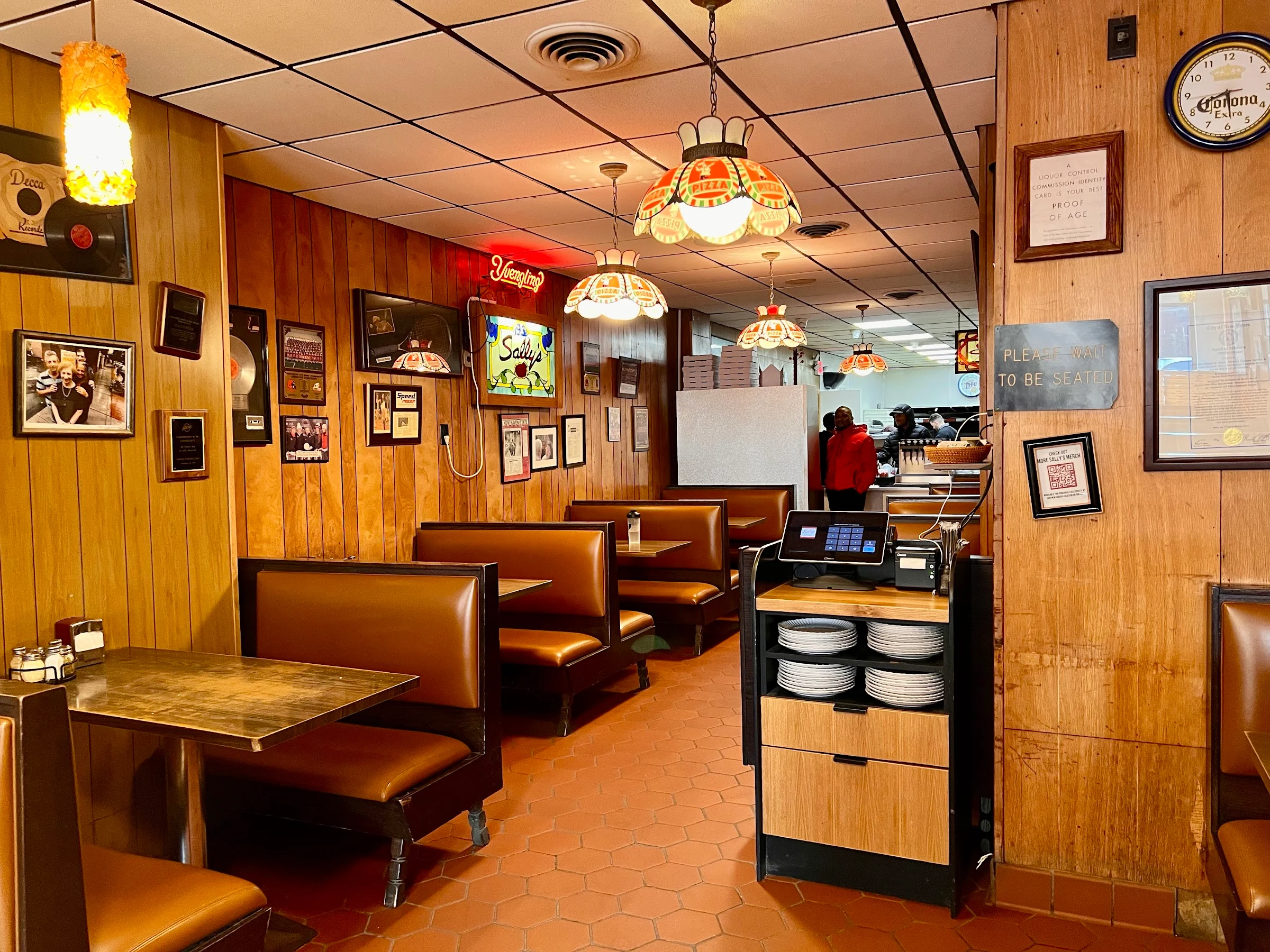 Sally's Apizza