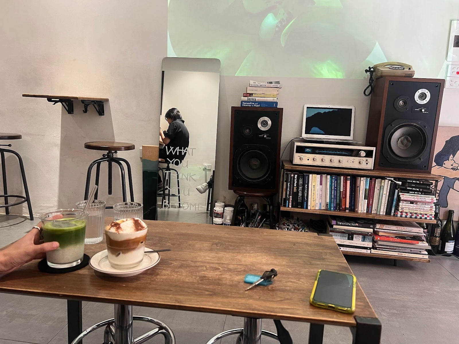 STILL COLOR CAFÉ