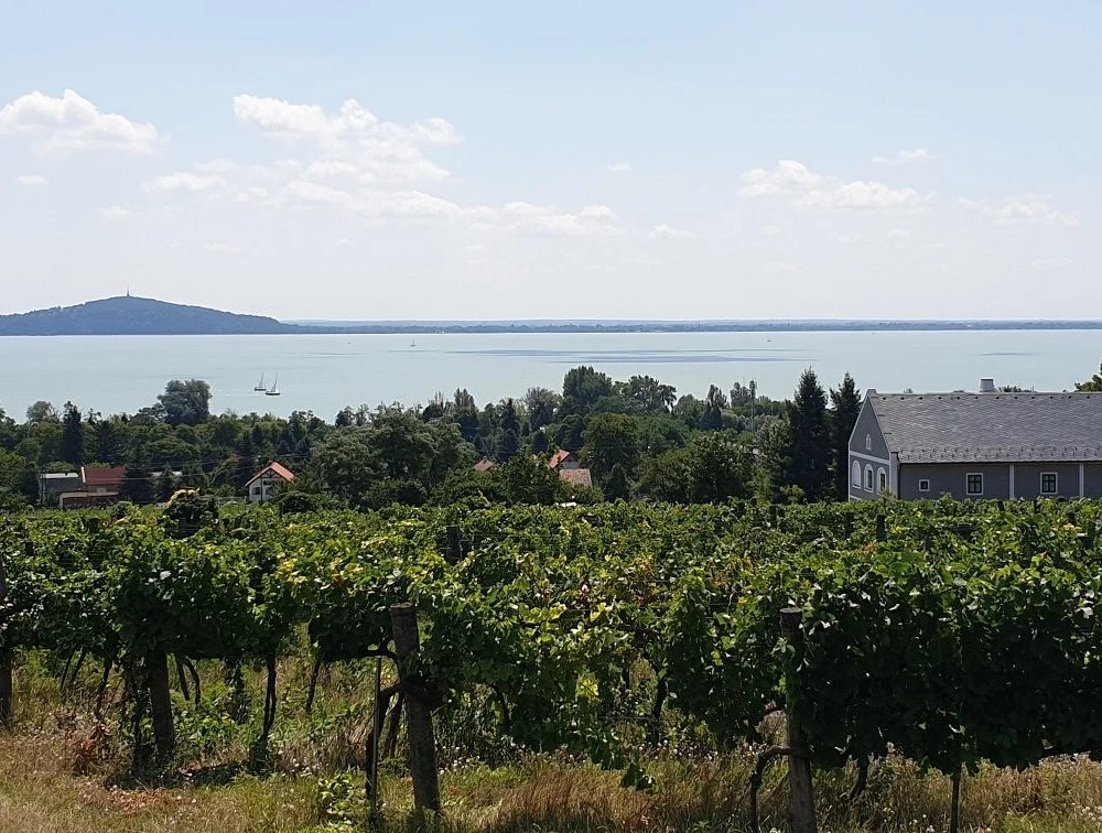 Szeremley Estate